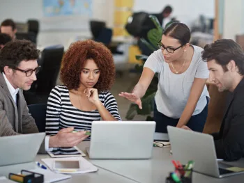 Today’s Blog Industry Finance  Business Consulting. - 黑白体育